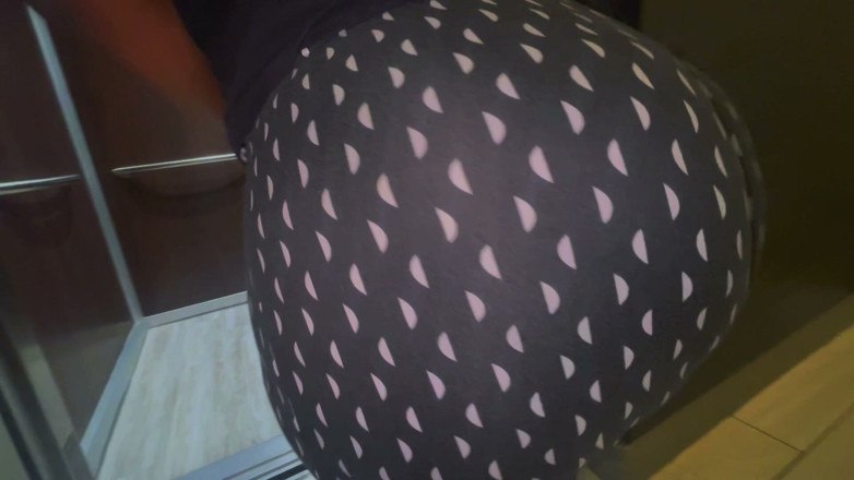 Dirty Diana Fetishes: Walking Down in My Pjs (pov)
