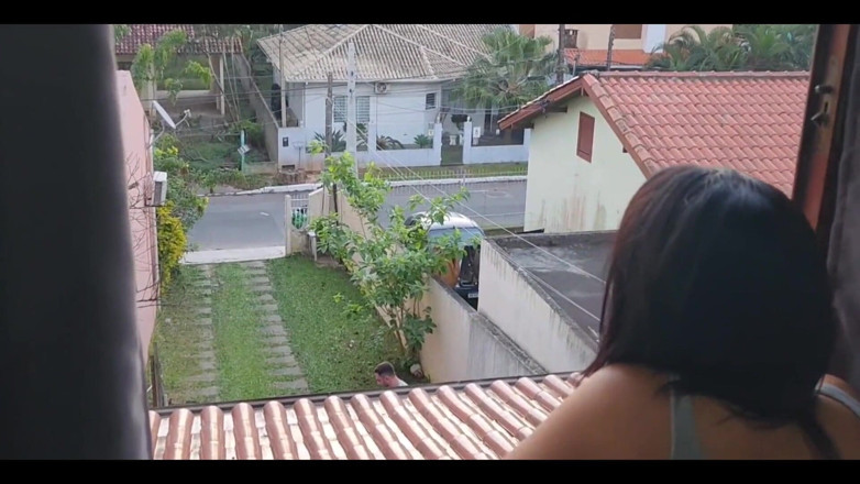 Kel Macettare: Se lo di al amigo de mi esposo mientras él estaba...