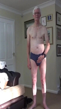Il vestito si spoglia
