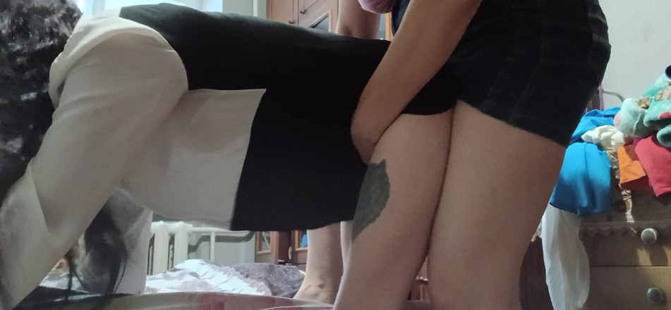 Lesbian-illusion: Místo Extra soukromé lekce doma mě můj milf učitel šuká straponem