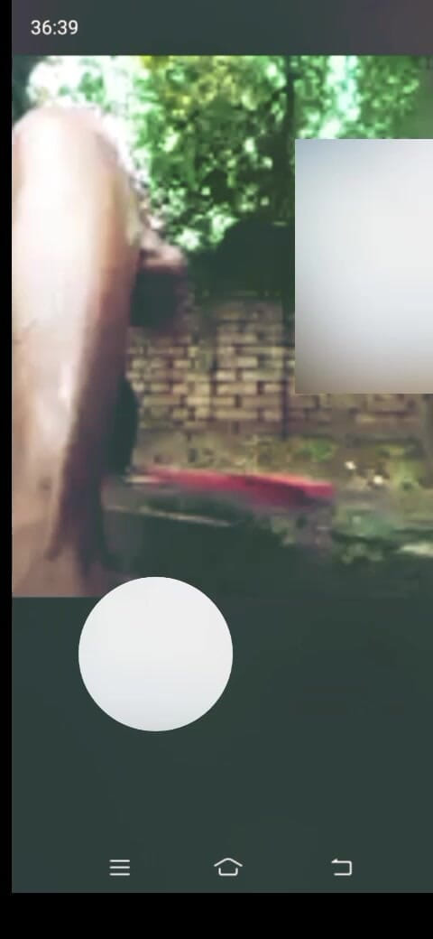 Png: Desi ragazza sta facendo un bagno fuori