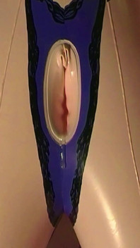 Sexdoll thủ dâm với lượng lớn tinh trùng