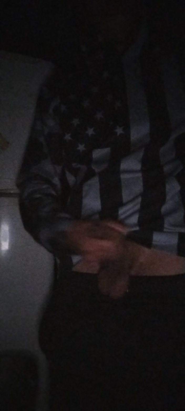 AlexAlejandro13: Kom, laten we samen overnachten