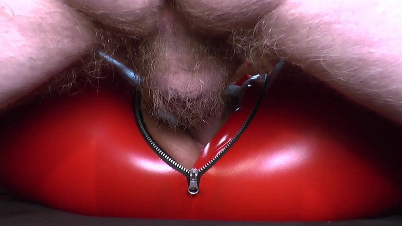 GangBang-Dream: Німецька Формиста Шльондра Ешлі-Кумстар отримує 3 літри сперми під час Creampie Gangbang