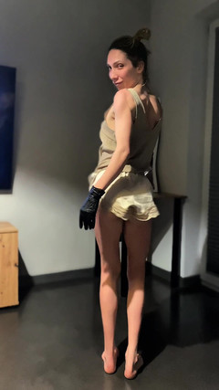 SalomeMassimo: Zelfgemaakte striptease