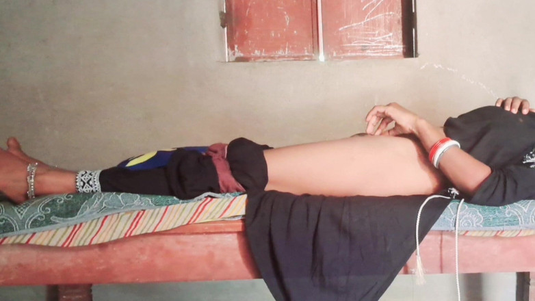 Trilokinath: 섹스하는 방글라데시 마을 여자