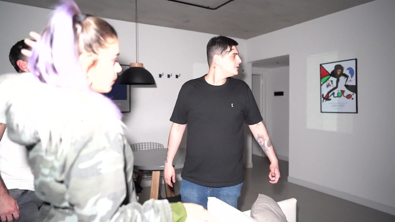 Knock Knock Club: Świeci! Chcieliśmy wynająć nowe miejsce, ale skończyło się ostro jebanie