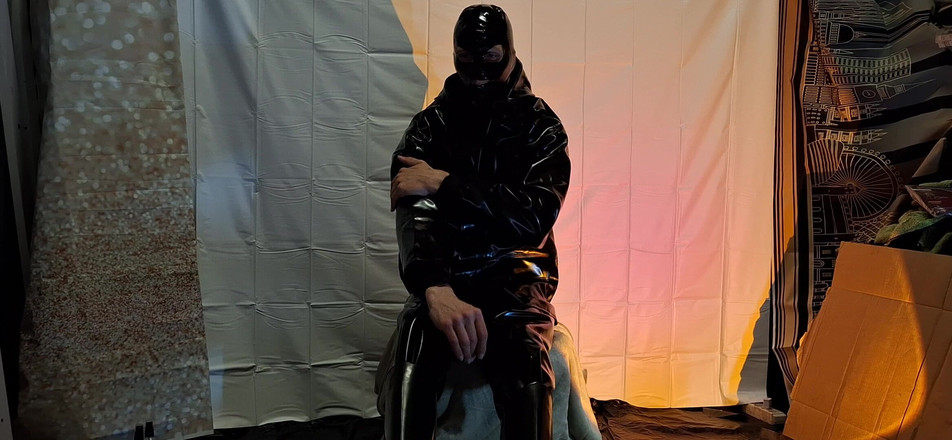 Dreamofevolution: Farmerrain Rainwear ve Lateks Maske