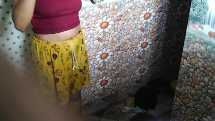 Fantacycutting: Novia se bañaba y su novio hizo un video