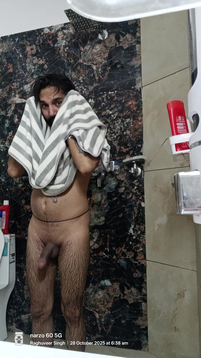 Rajasthani-old-lover: Komşu polis memuruyla seks ve emiyor