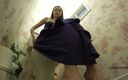 All Sexy Vids: Une robe de balle fait pipi