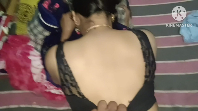 Ankurpriya000: Bhabhi Ki Discount Se Pani Nikal Diya Full Hard Sex...