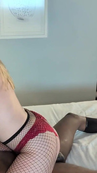 Naughty Nyte: Sabasien ile mükemmel kıvrımlı