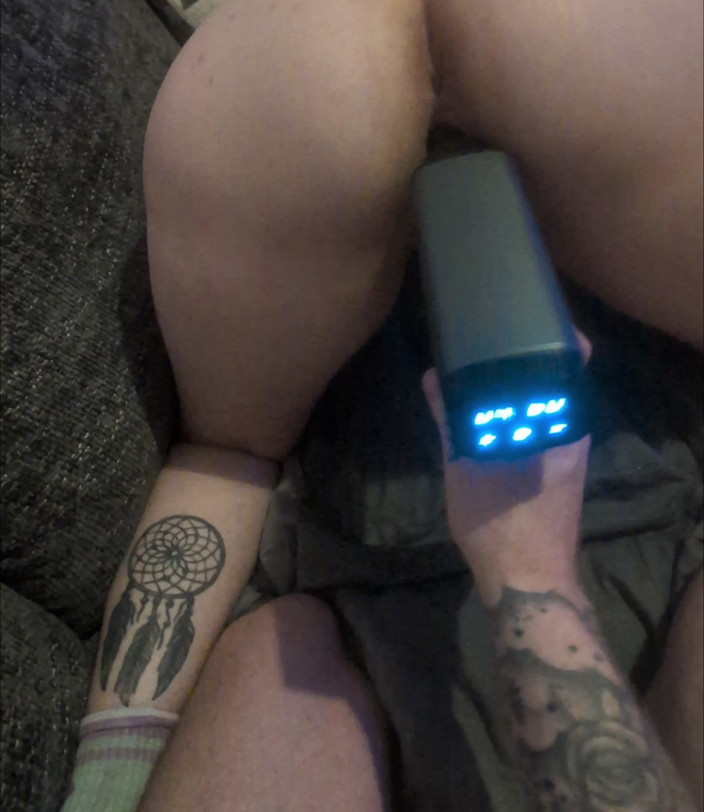 MarceloBatista1: Fucked by Massage Gun