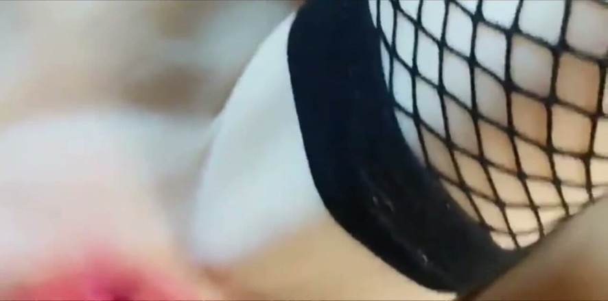 InstantLayer46: Pembe seksi oyuncak bebek