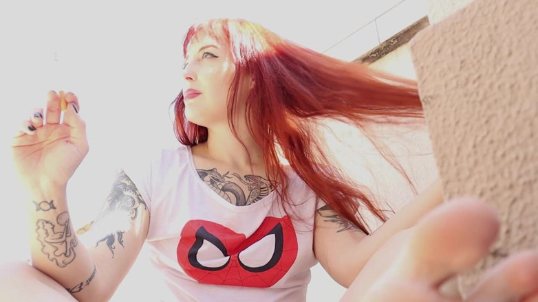 Mel Fire: Mary Jane es fumadora