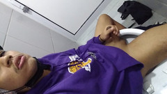 AlexAlejandro13: Найкращий час у громадських туалетах