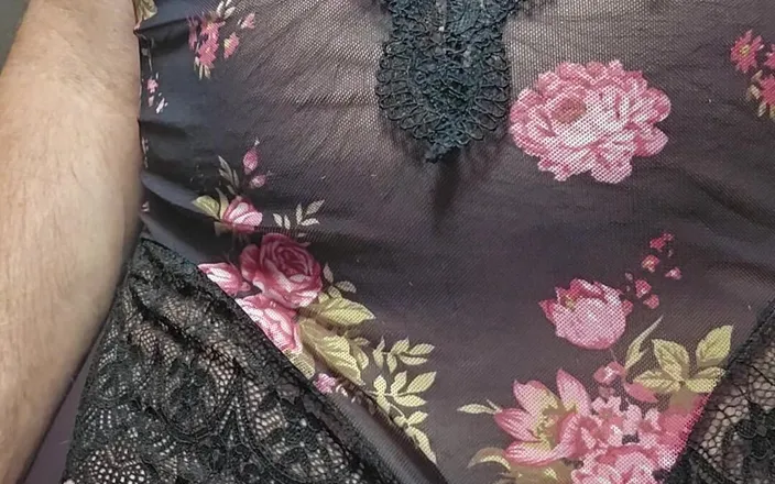 Fantasies in Lingerie: Love This Black Outfit and It Shows