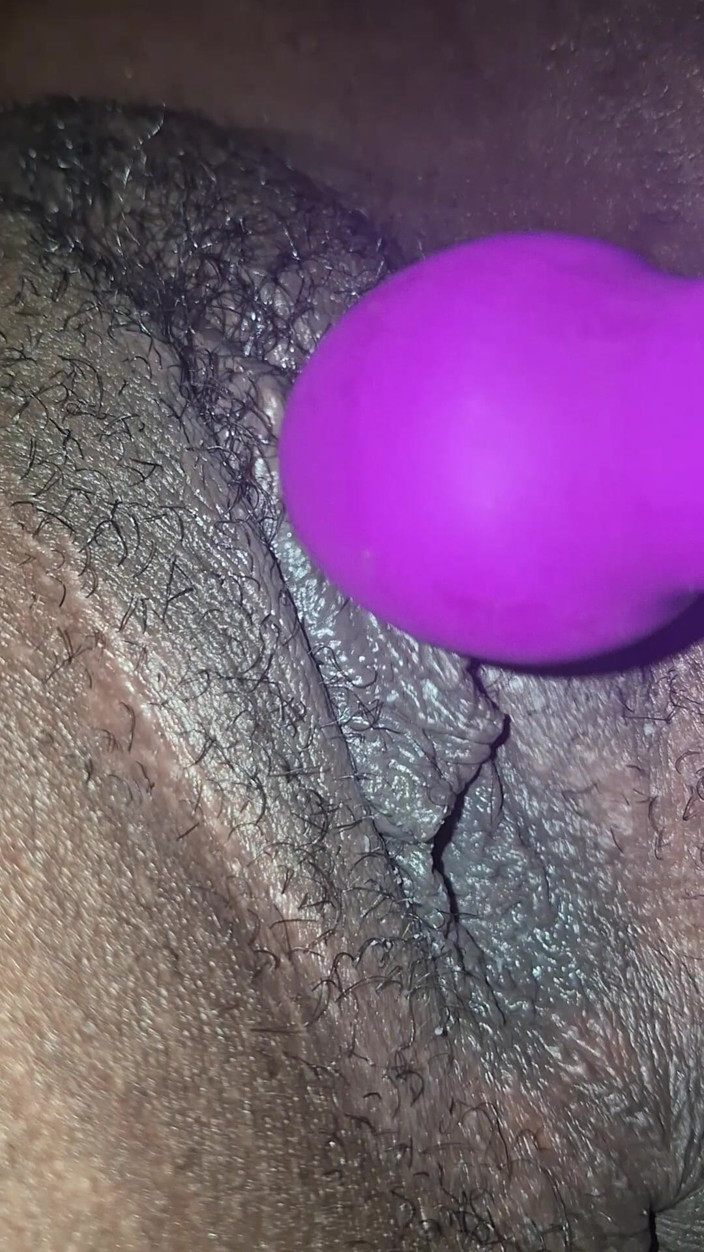 Lola Tha Pink Bunny: Memekku muncrat di memek aduhaiku!! Bagian 1