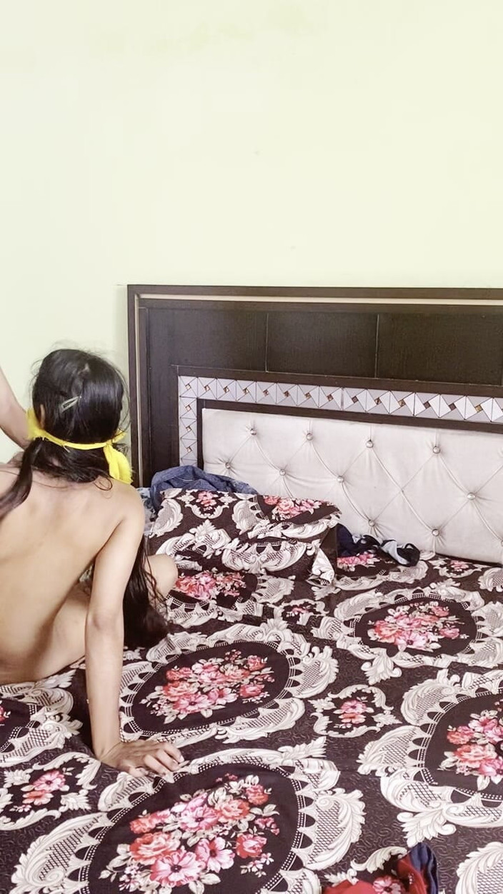Bracing Safari 4: Indian Boy Lift His Desi GF in Arm and Hard...