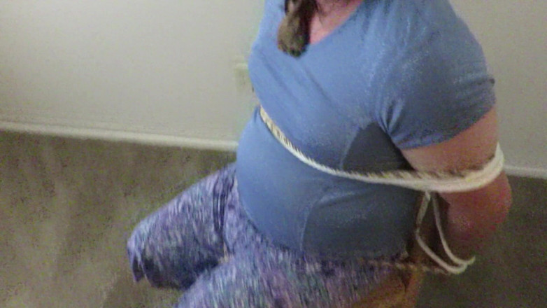 BBW nurse Vicki adventures with friends: Oh no Brittney is captive, a poor Damsel in distress