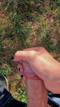 Naughty Nature Honění - venkovní muž POV honění obrovské sperma