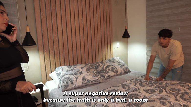 BigJackson: Büyük üvey anne ve büyük penisli üvey oğlu yanlışlıkla otel yatağını paylaşarak...