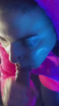 Femboy w mleku piżamy z BBC