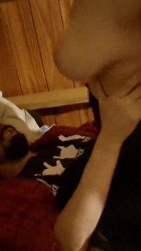 Eu fodo o homem hobo que viveu no Sótão da Casa Abandonado Ft Babyluna939