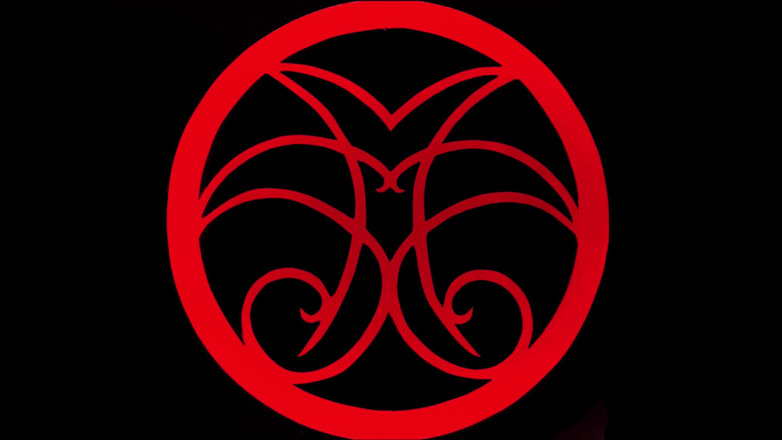 Dolls Cult: 그녀의 우아함은 경외심에 당신을 떠날 것이다