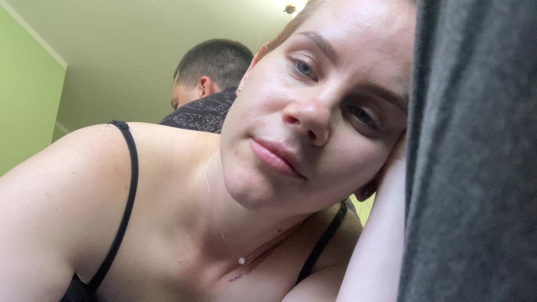 Anna Sky: Krásný a Žhavý Výprask a Trest Milfky Anny