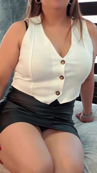 MILF Latina Amateur Secretary in Casting Cowgirl Doggystyle Cum Reveal Oral Sex Mature Erotic Real Couple