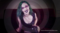 Miss Faith Rae: Gerçek tapanlar için büyüleyici mantralar