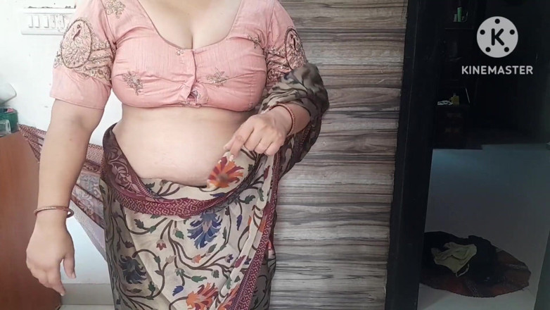 Salmaan001: Kleermakermeester neukt harde sexy Bhabhi in Hindi-audio