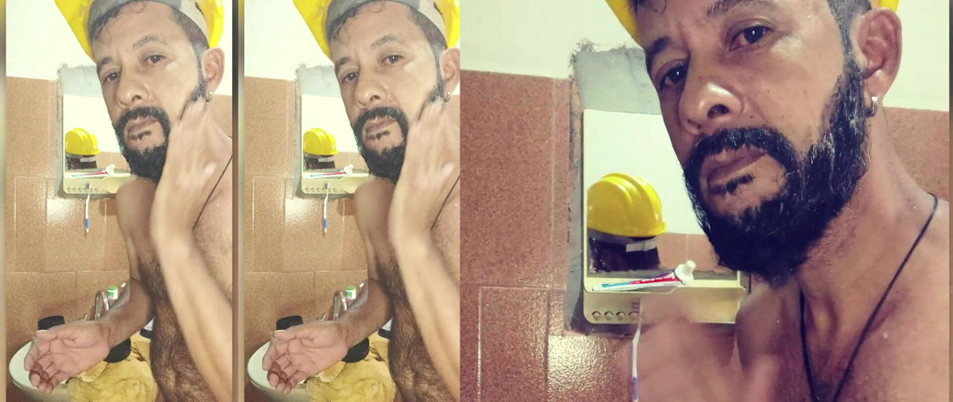 Stink HairyMale: Ja biorąc prysznic