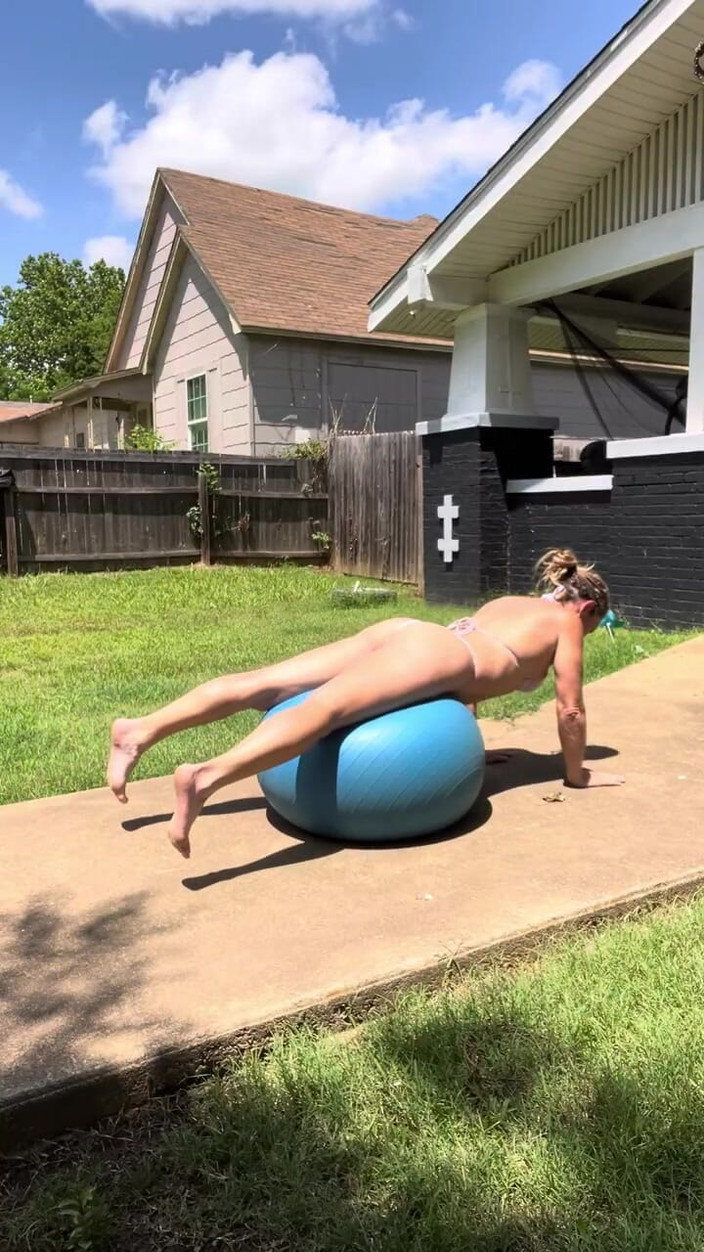 G3t_50m3: Summer Ass