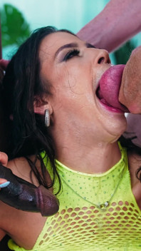 Kylie Rocket Double Blowjob