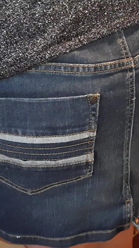 Ik masturbeer risicovol en stiekem zodat mijn stiefmoeder er niet achter komt dat ik lesbisch ben