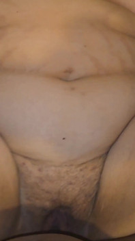 Grosse bite noire, bouffage de chatte, éjaculation, avalage, squirt, baise