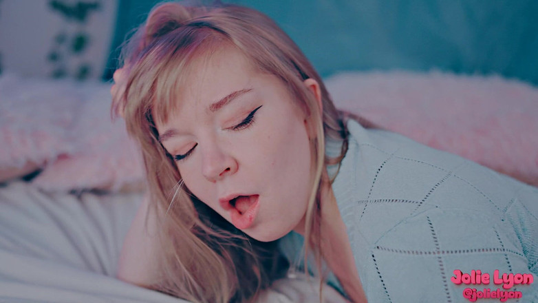 Jolie Lyon: 내 배다른 딸의 깡패도 괴롭아