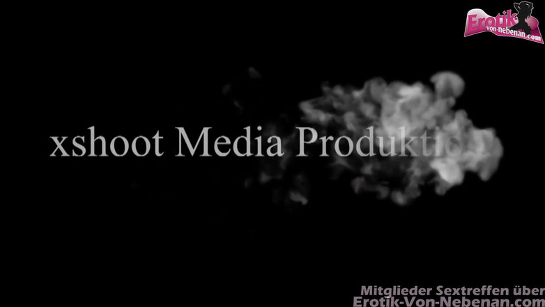 EroCom: काले बालों वाली रंडी समूह सेक्स के दौरान अपनी चूत से वीर्य टपकती है