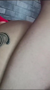 Ik belde deze hete blondine om op mijn pik te gaan zitten en mijn sperma te eten