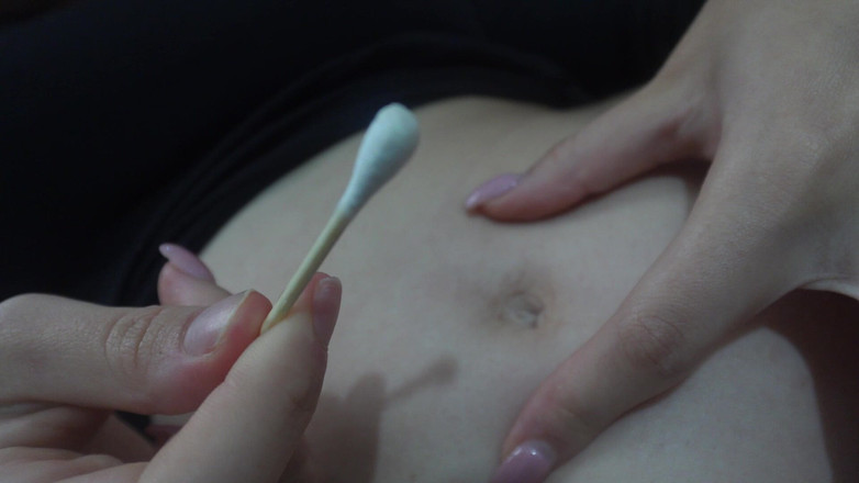 AmayaMori: Latina Stepsister Cleaning Belly Button with a Cotton Swab and...