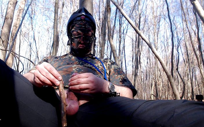 Wankulator Movies: Honění v lese s maskovací uniformou