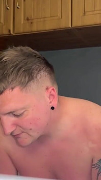 Cuck Fästman knullar &Spunks upp otrogen fruens fitta