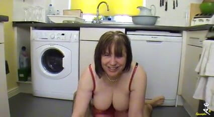 Dirty Doctors Clips: Pissing su un cazzo duro