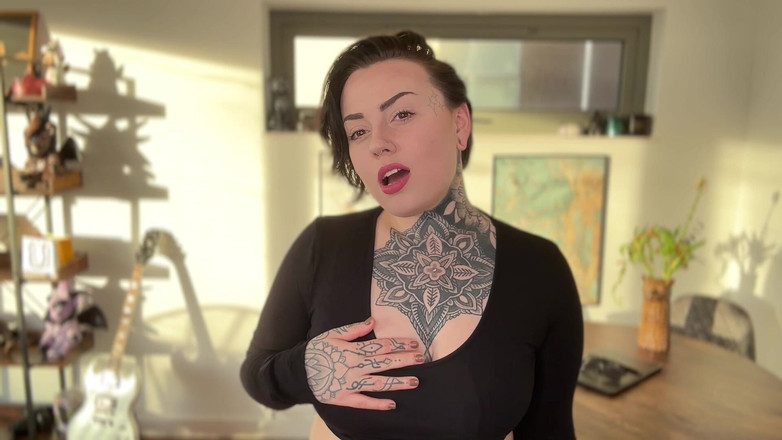 Miss Valentina: V posteli se svým joi