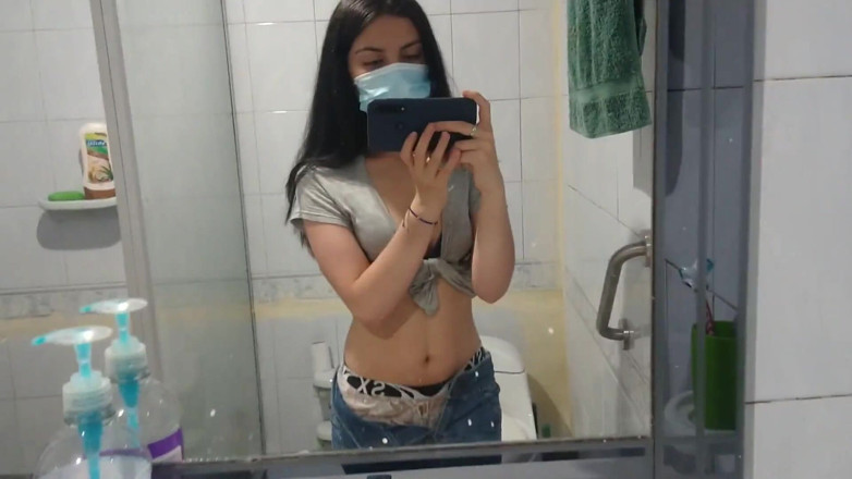 Jopy sex: Seksi jopy laura'nın üvey babasını sikerken kaydettiği özel eski video