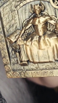 Demonologi lektion: en riktig svart magisk häxa lär dig att tillbe Satan och de stora demonerna!