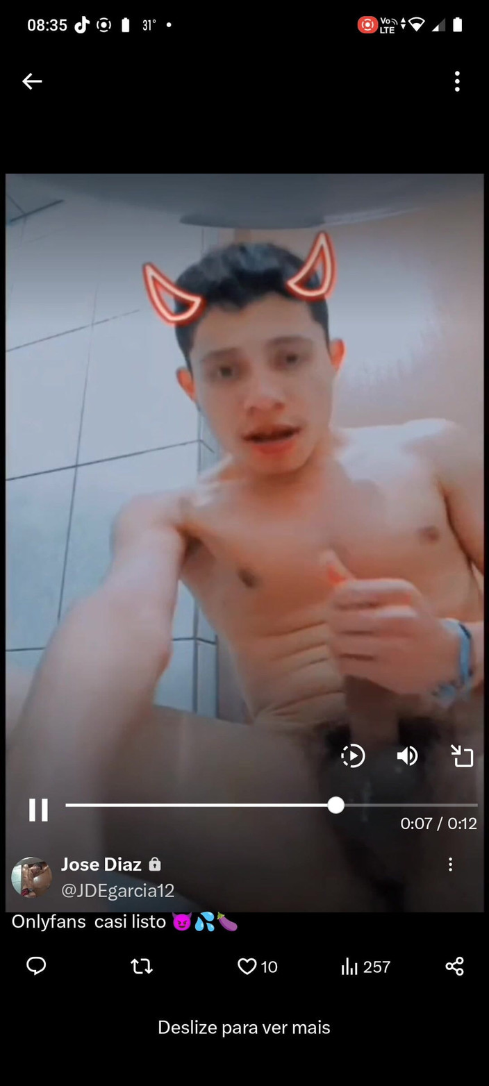 James R: Mager Ensam